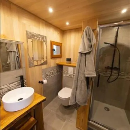 La Cabane Des Colibris Chalet